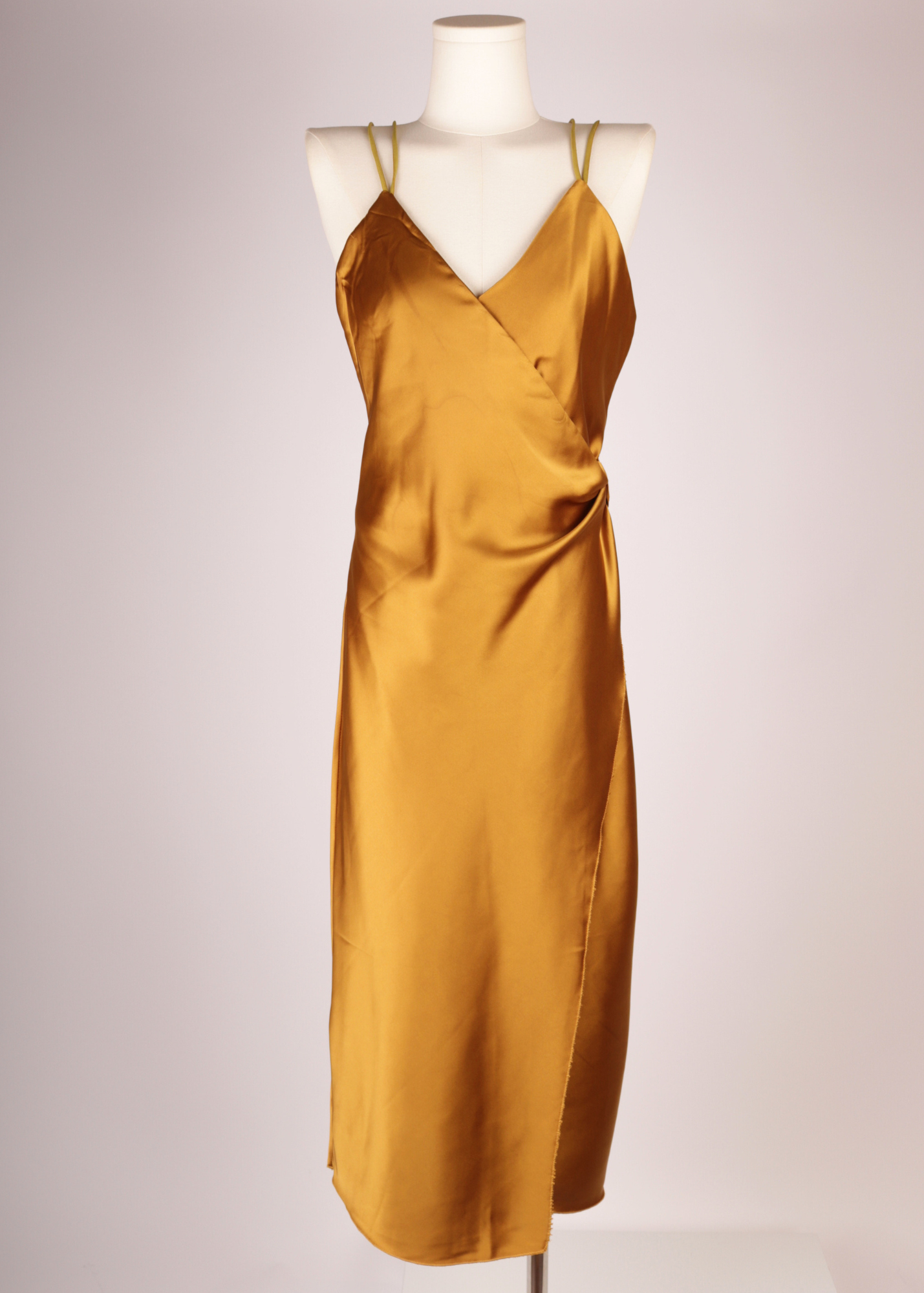 VESTIDO SATIN MIDI OCRE