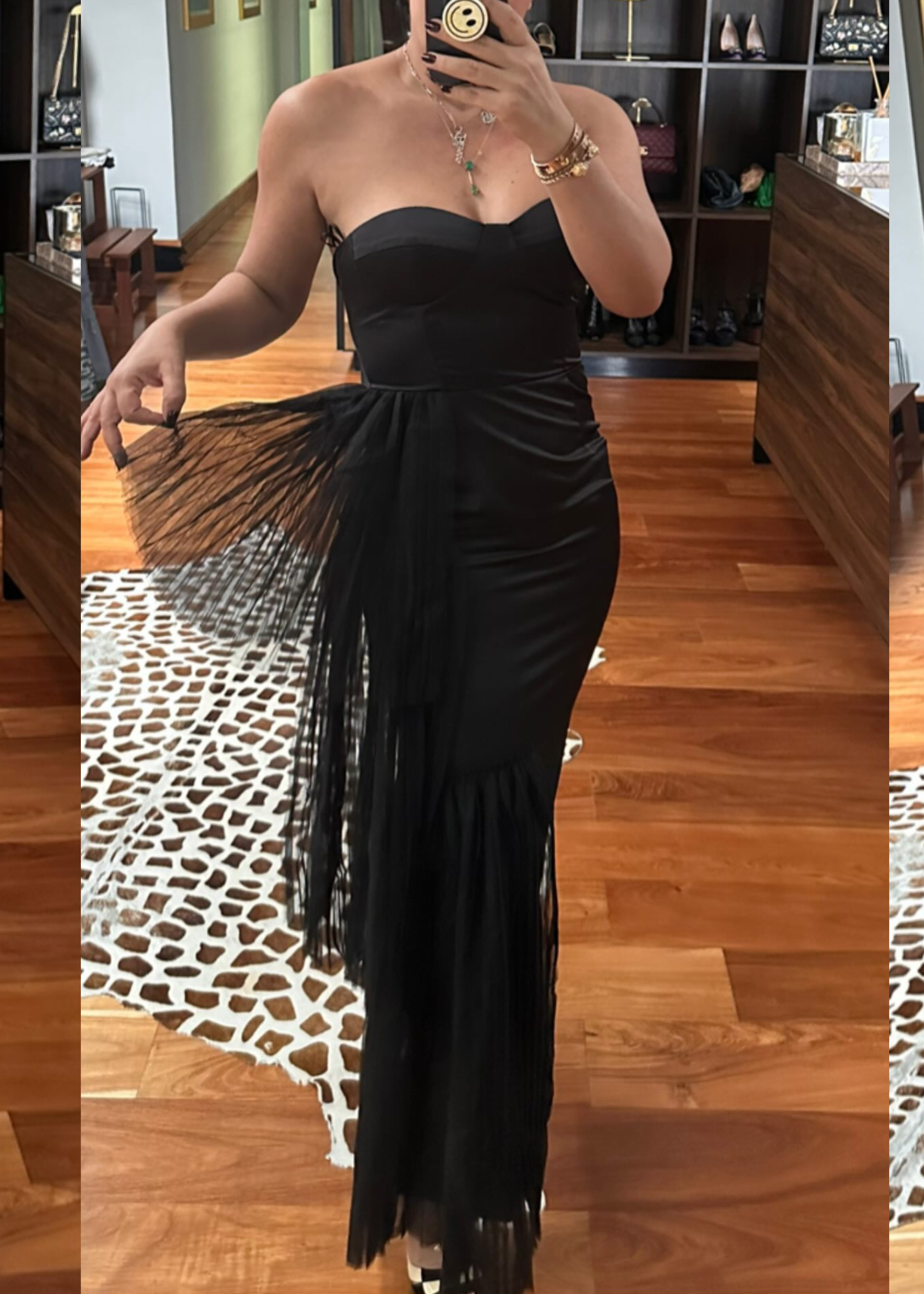 VESTIDO STRAPLESS TUL NEGRO