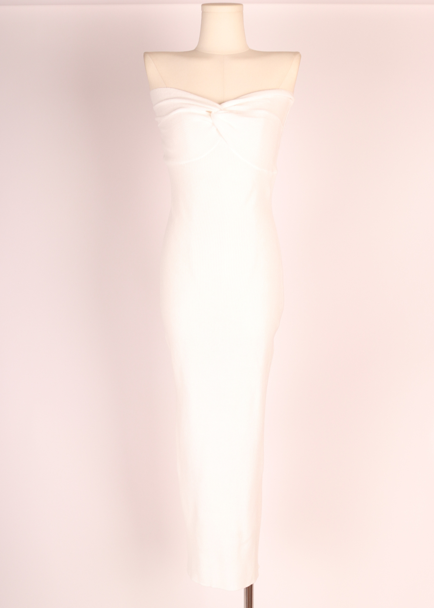 VESTIDO NUDO BEIGE EN PUNTO