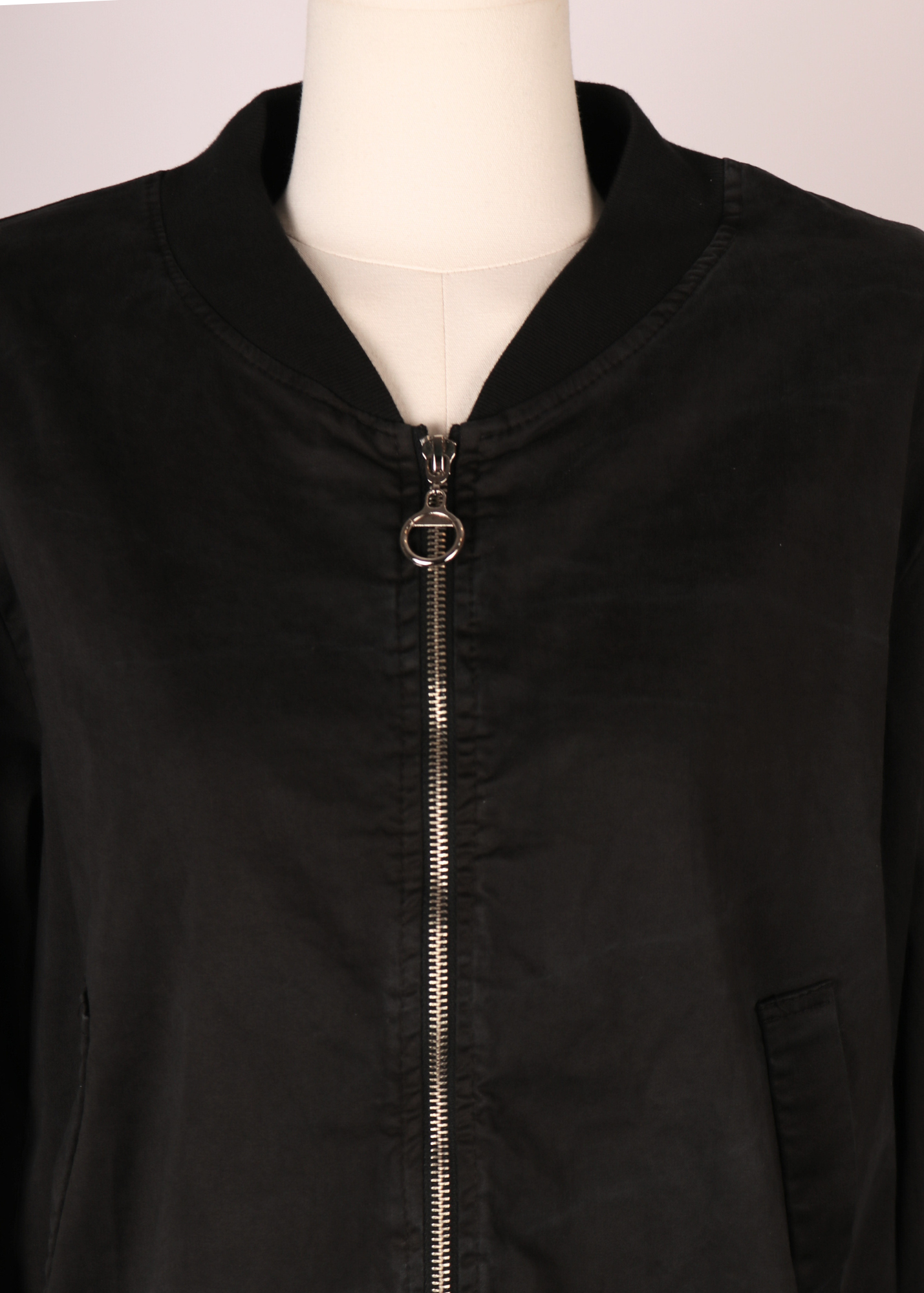 BOMBER JACKET LIGERA