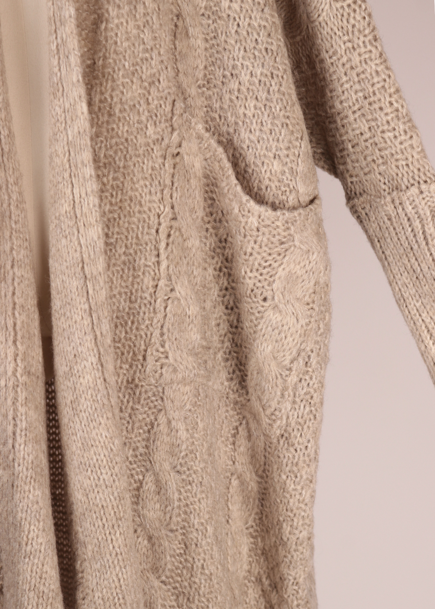 CARDIGAN DE PUNTO TRENZADO