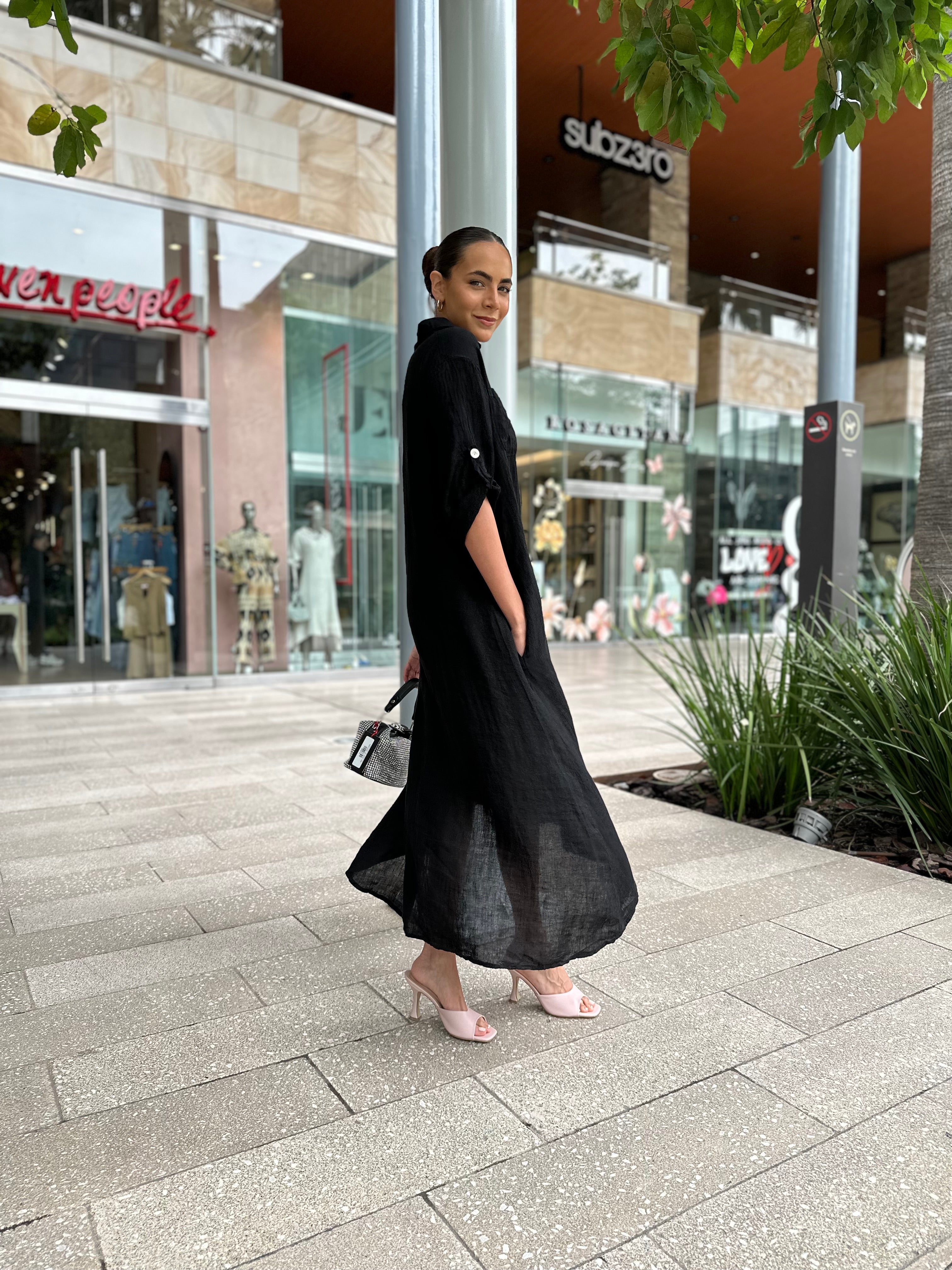 VESTIDO LINO MANGAS AJUSTABLES NEGRO