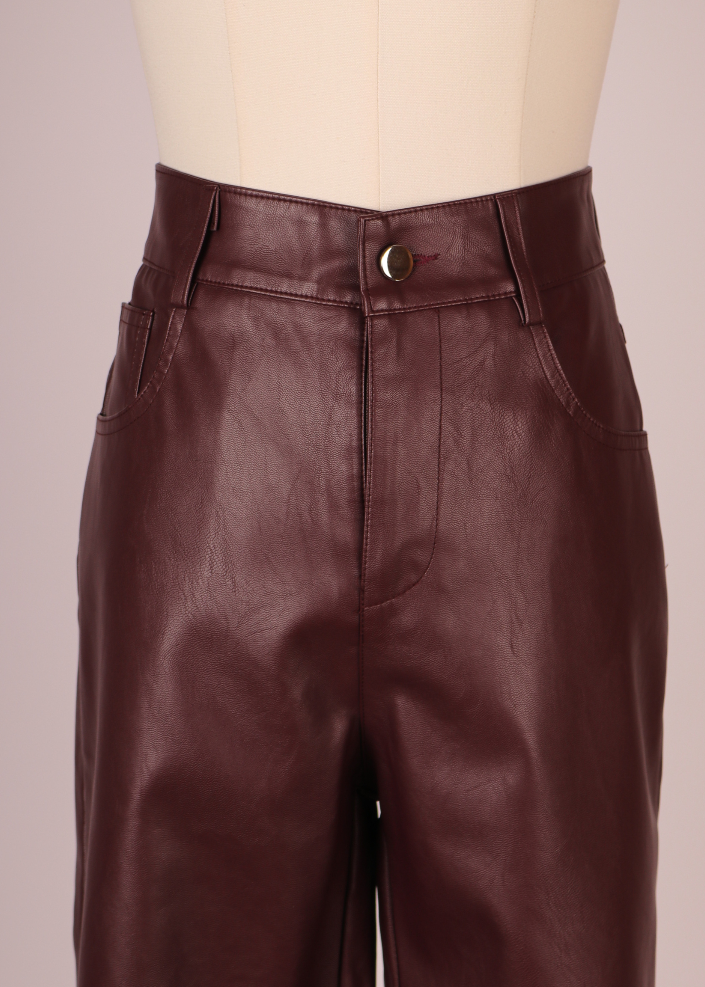 PANTALON PLUMAS VINIPIEL VINO