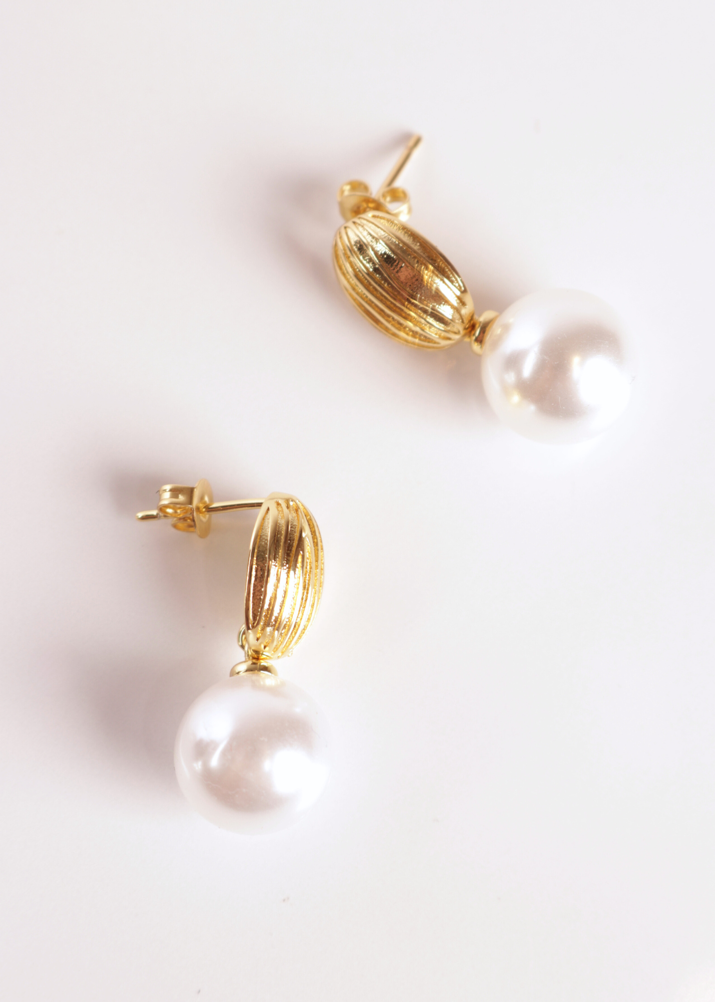 ARETES PERLA COLGANTE