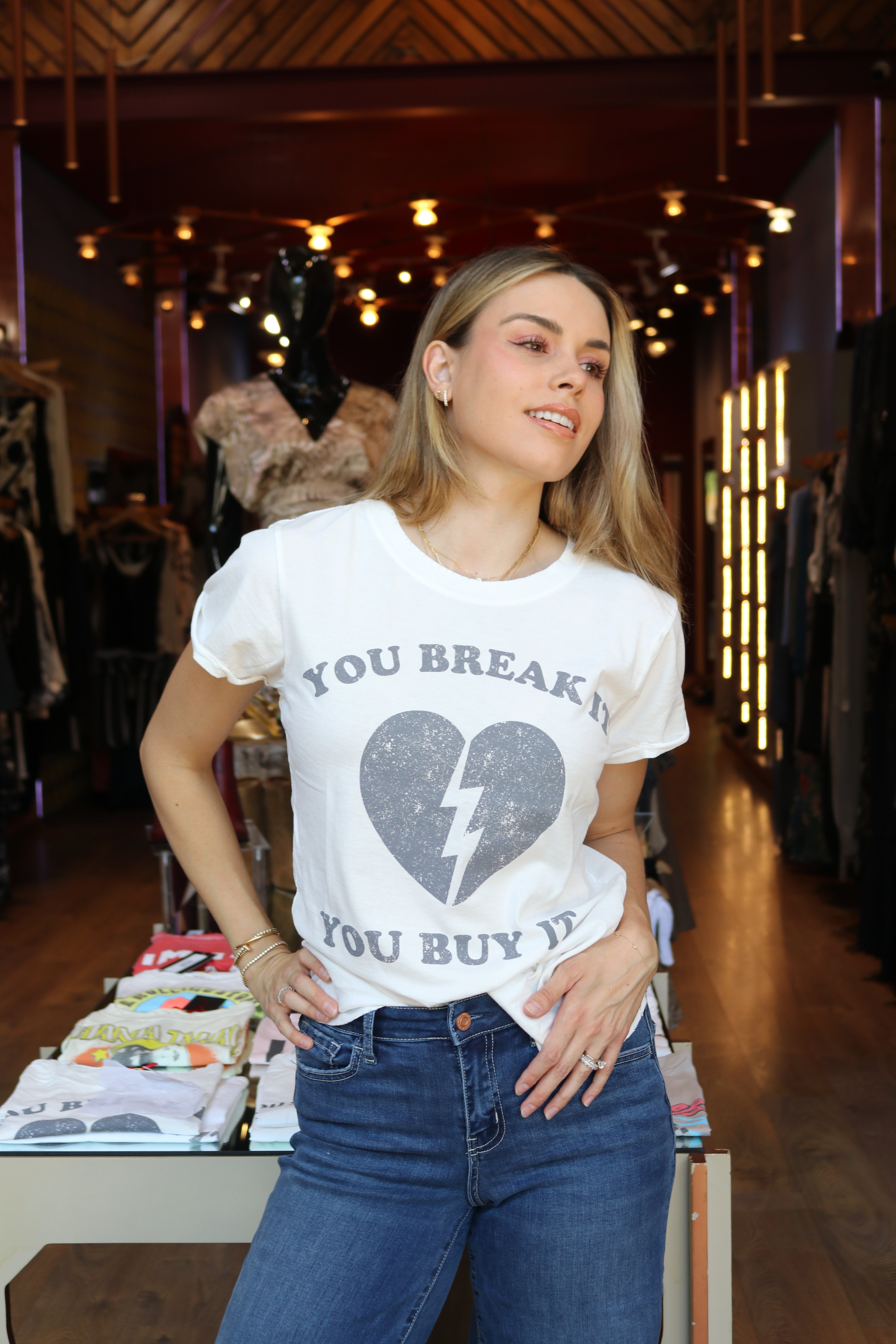CAMISETA YOU BREAK IT