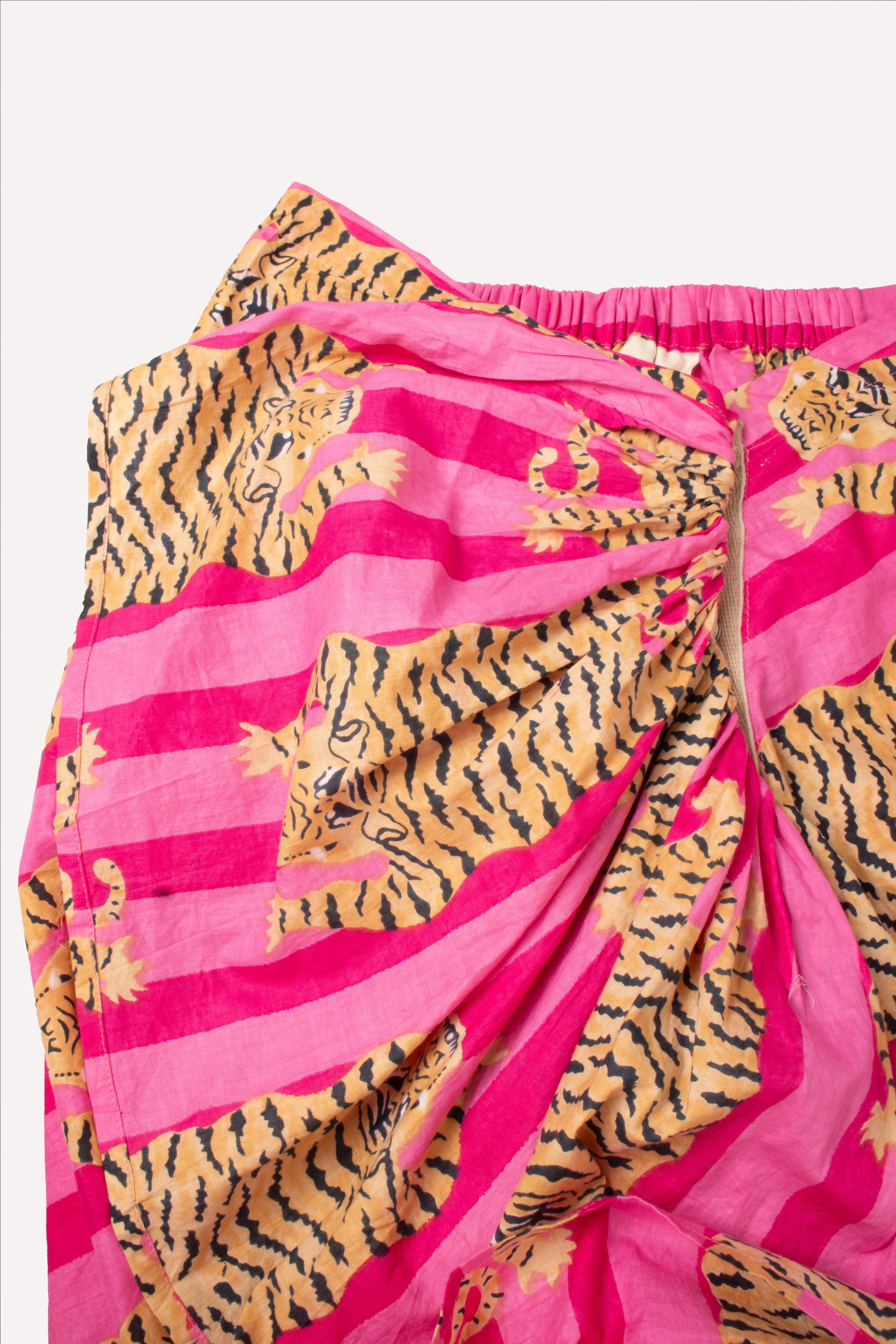 GUADALUPE LUCIANA PAREO FUCHSIA SKIRT