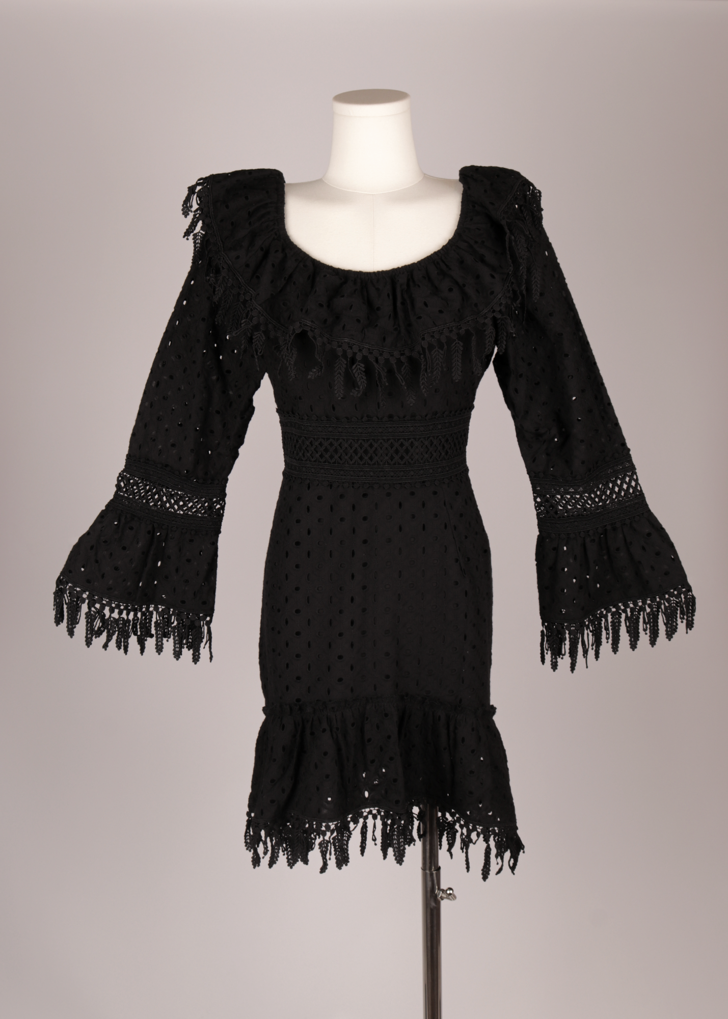 EP LUXURY ENCAJE CON RIBETES