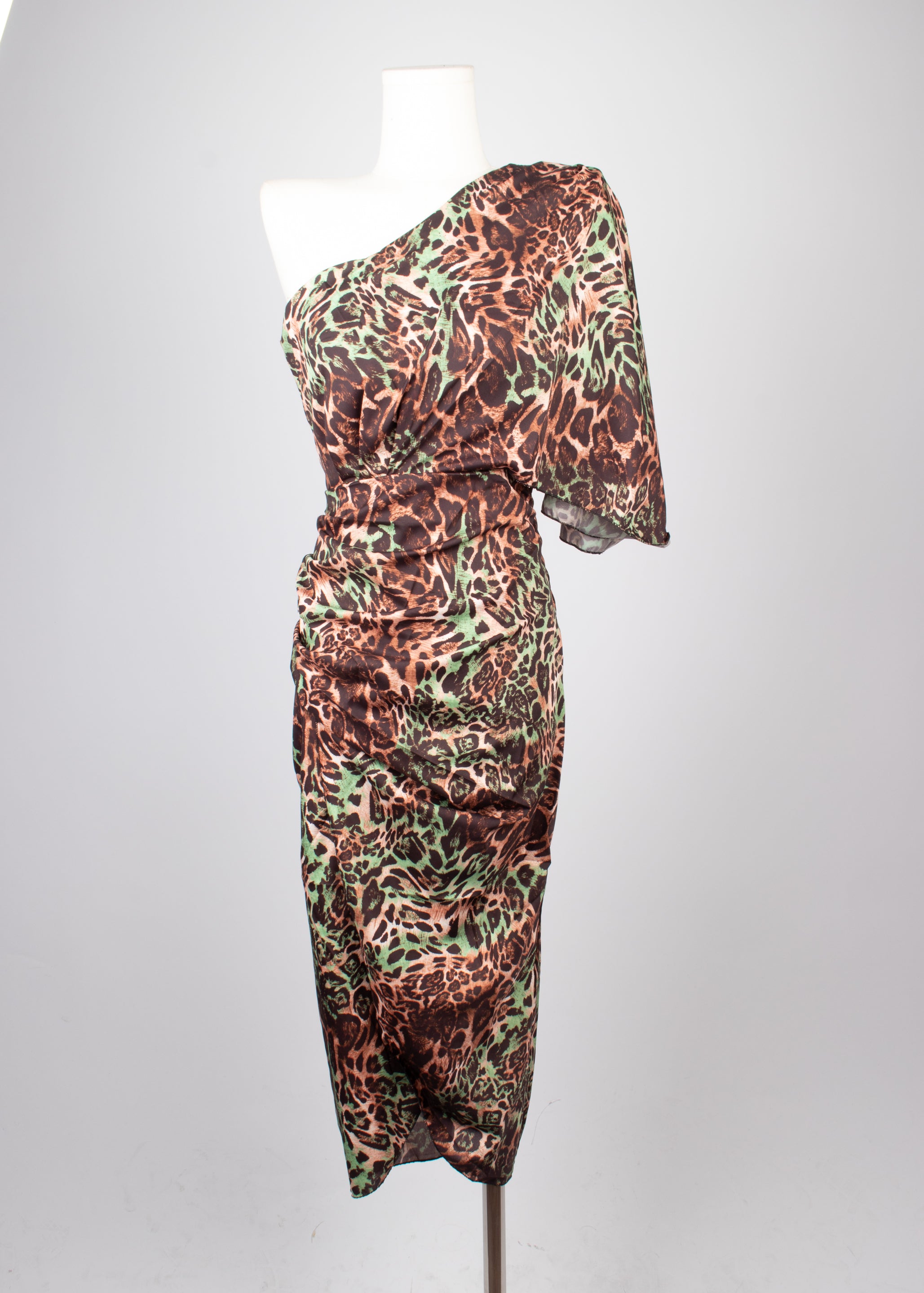 Vestido un hombro leopardo verde