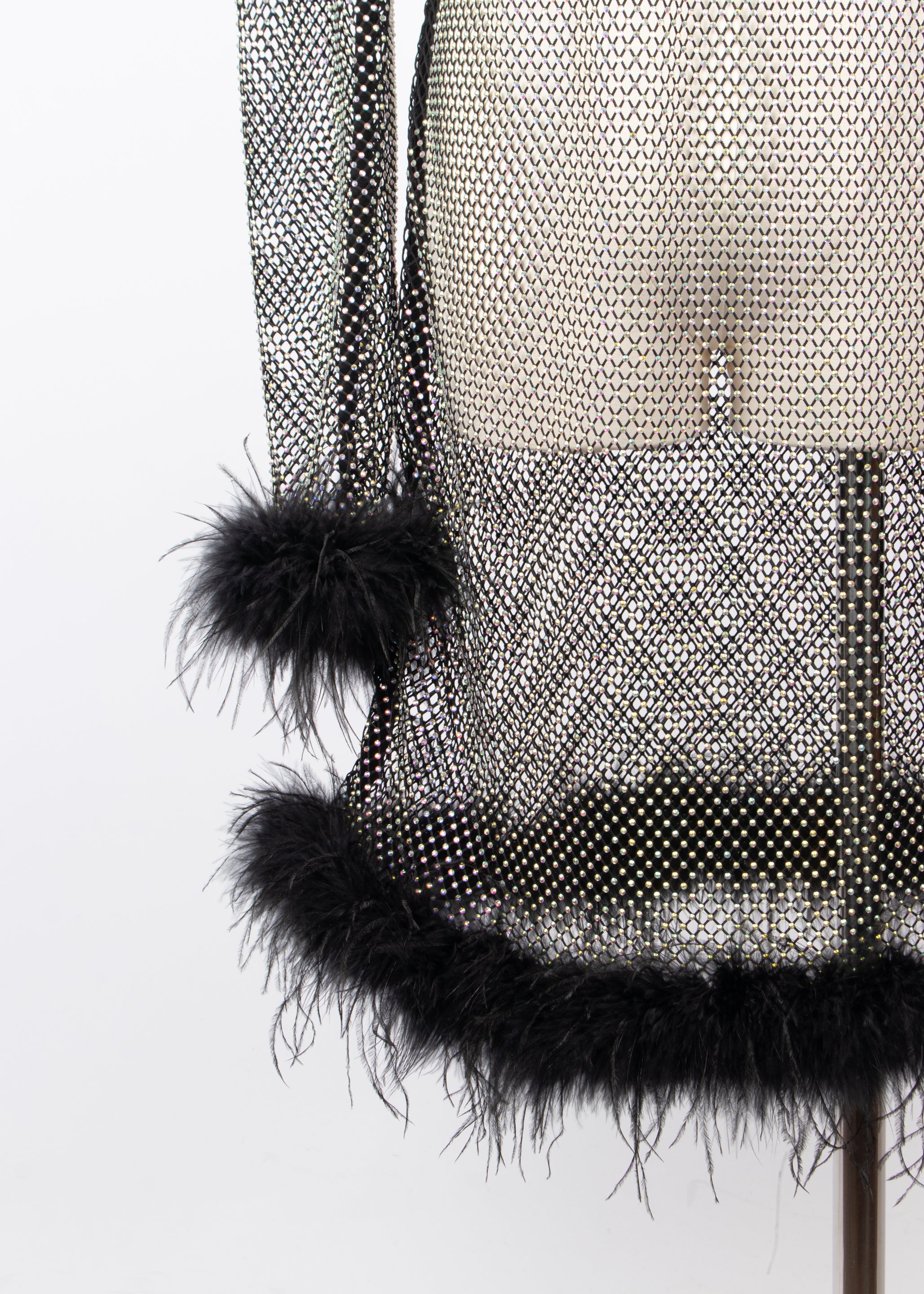 Ep luxury vestido mesh y plumas incrustaciones