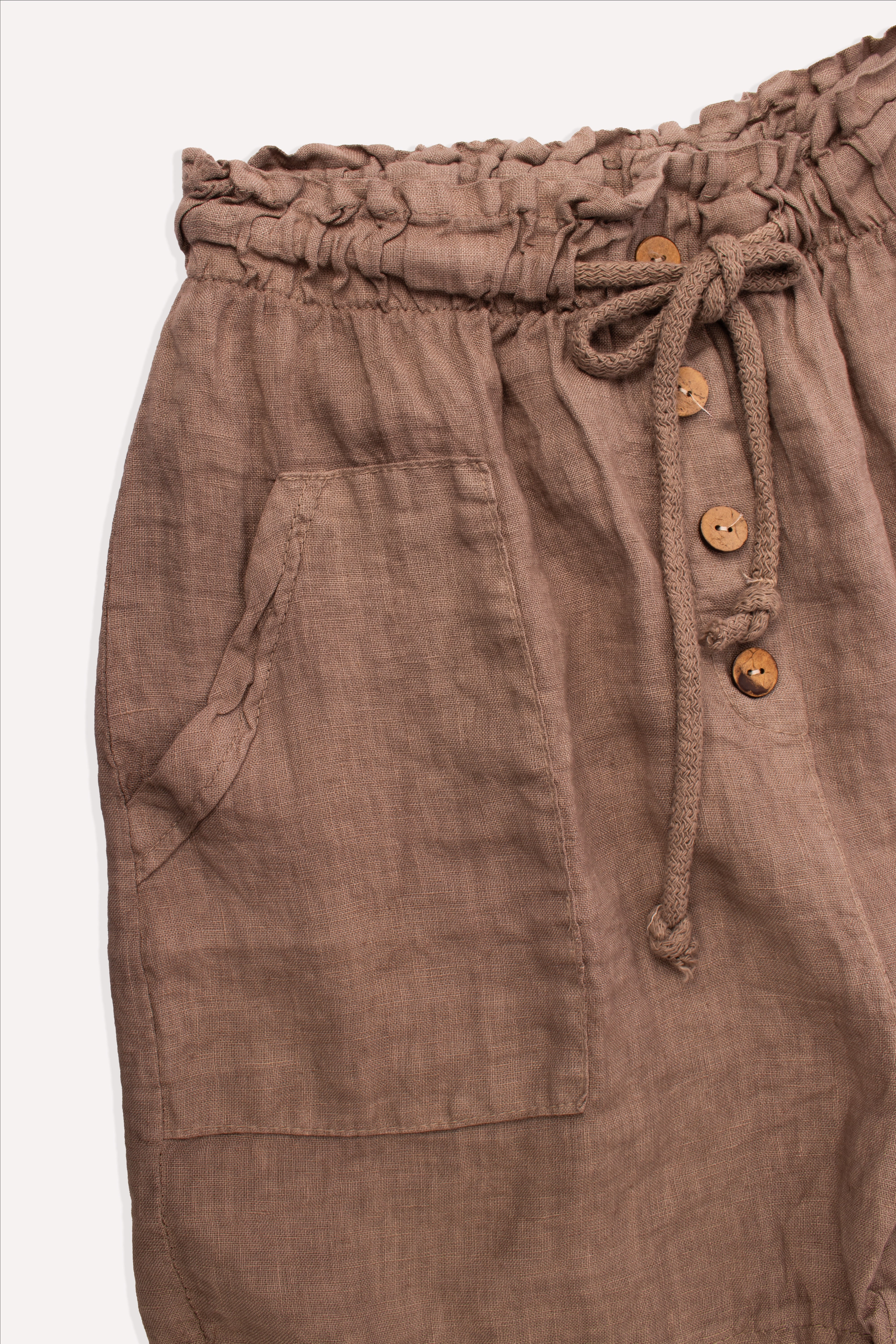 SHORTS DE BOTONES MOCHA