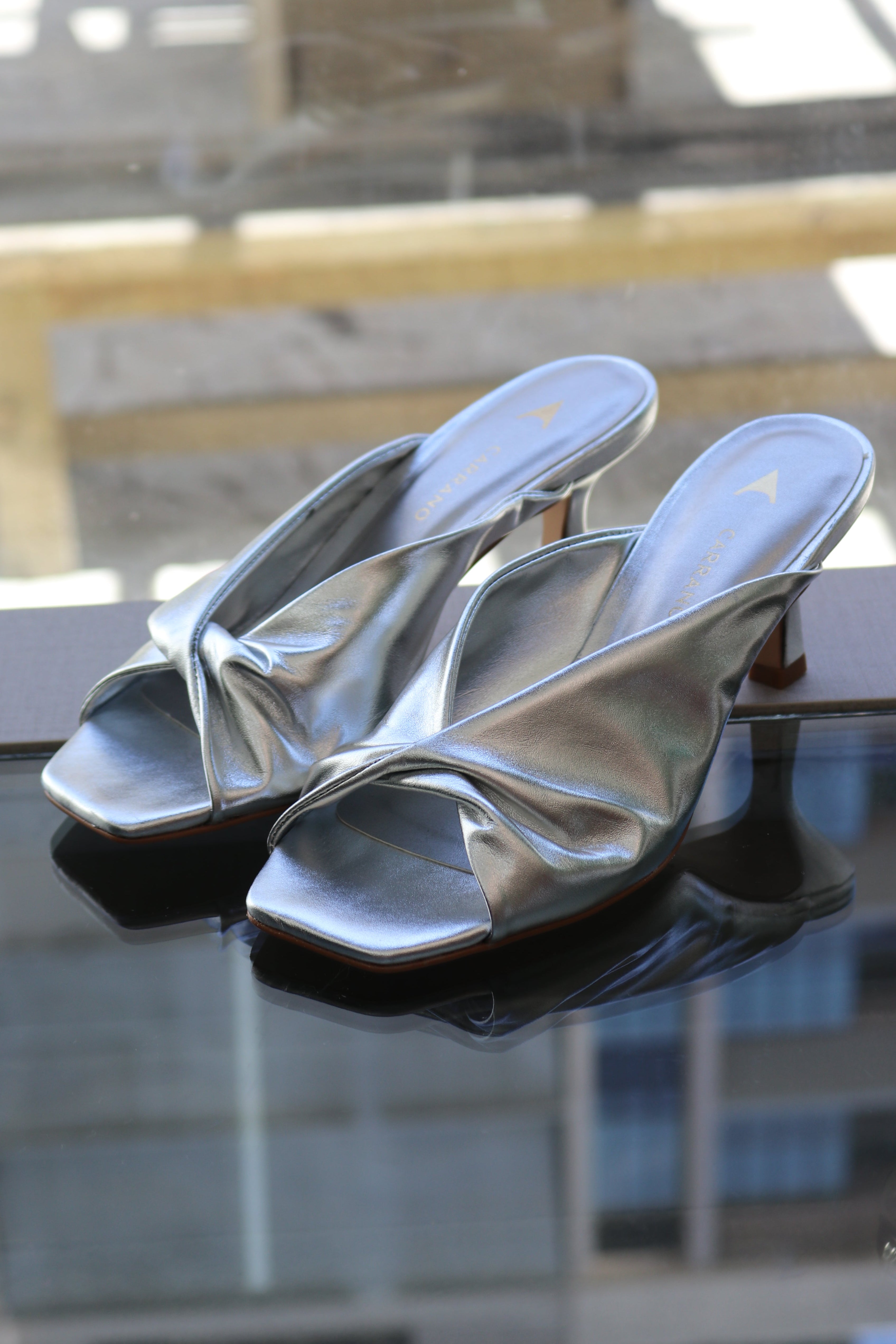 CARRANO SANDALIA SLIDE SILVER