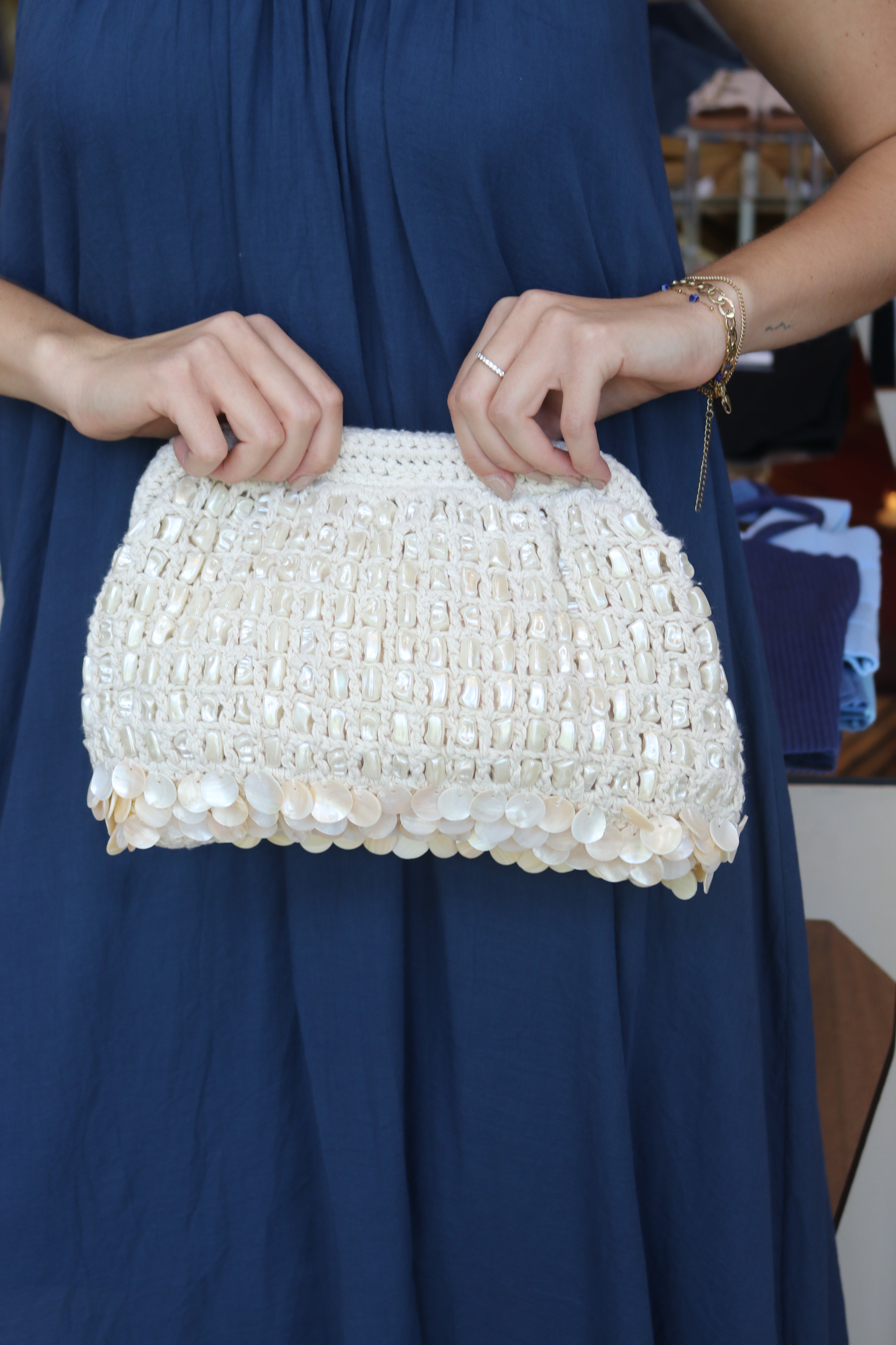 A&B BOLSO CLUTCH SPARKLE PEARL SANDS