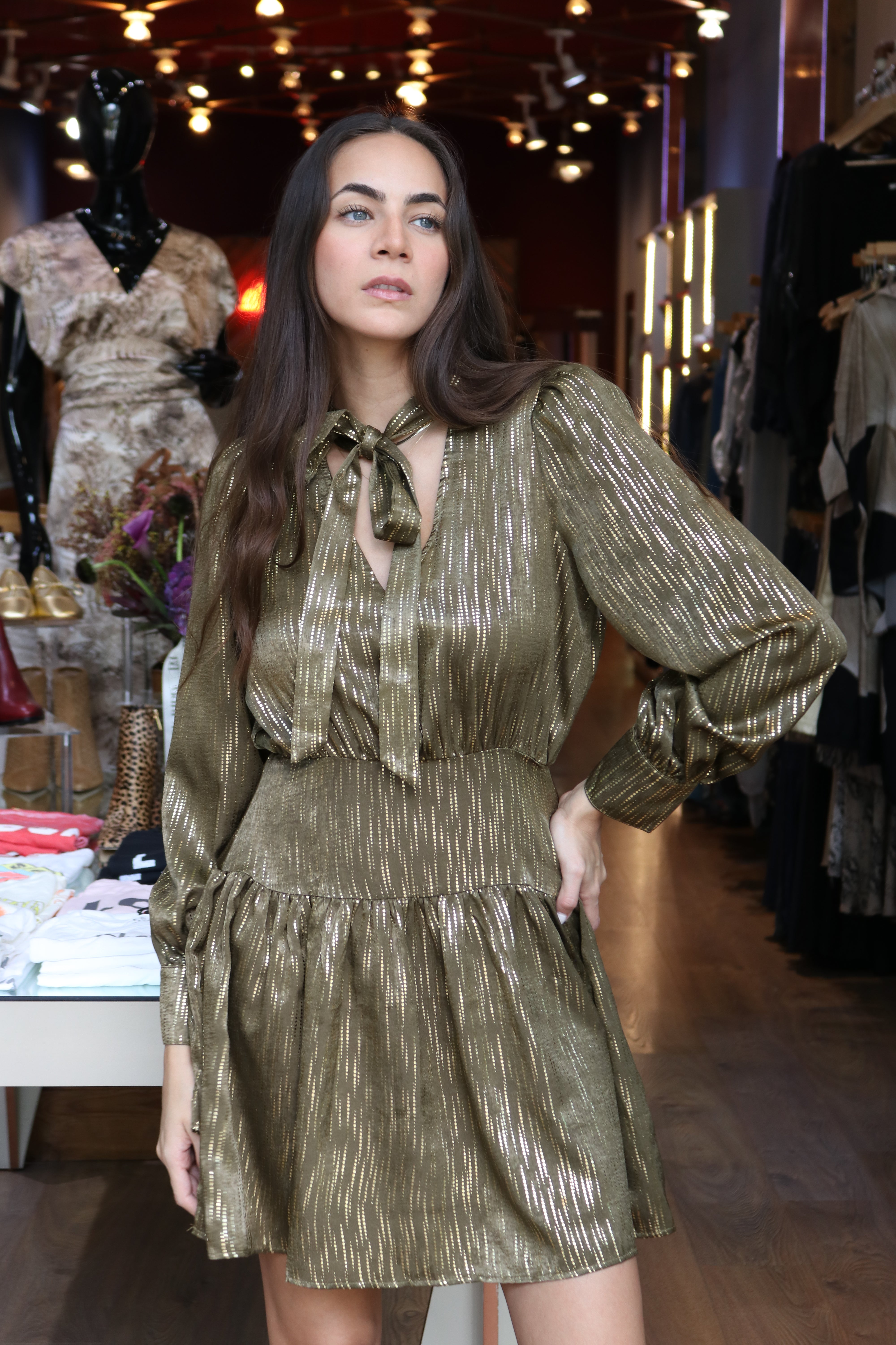 MINI VESTIDO LAZO OLIVA /DORADO