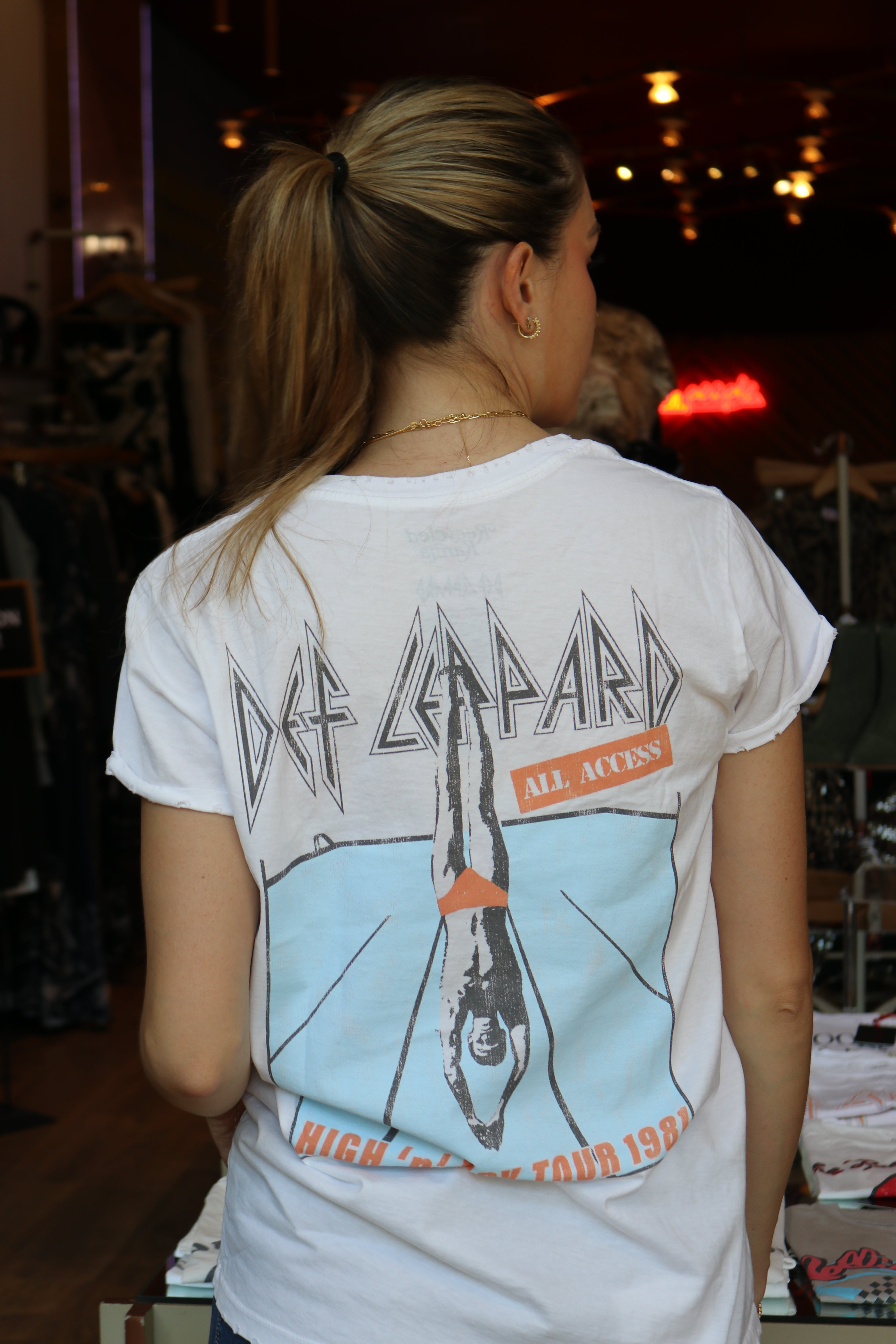 CAMISETA DE LA GIRA HIGH  'N' DRY DE DEF LEPPARD
